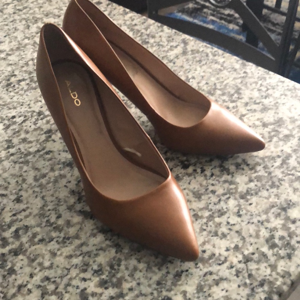 Aldo nude pumps